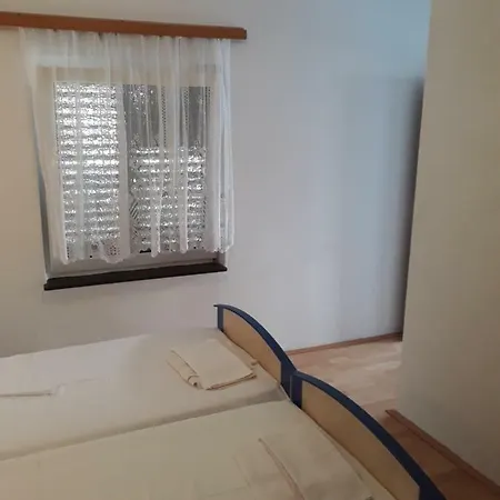 House Pejkovic Affittacamere Hvar Town