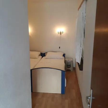 House Pejkovic Pensión